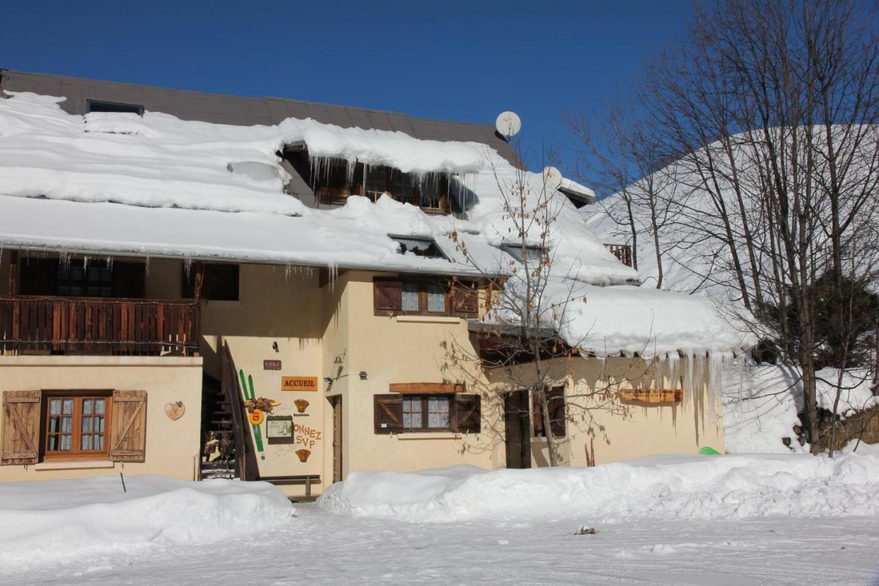 Guest House Chalet Saint Roch Албие-Монрон Екстериор снимка